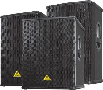 Speaker.jpg - Professinelles PA-Lautsprechersystem mit 2 x 1200 Watt 2 Weg-Boxen und 2 x 1800 Watt Subwoofer